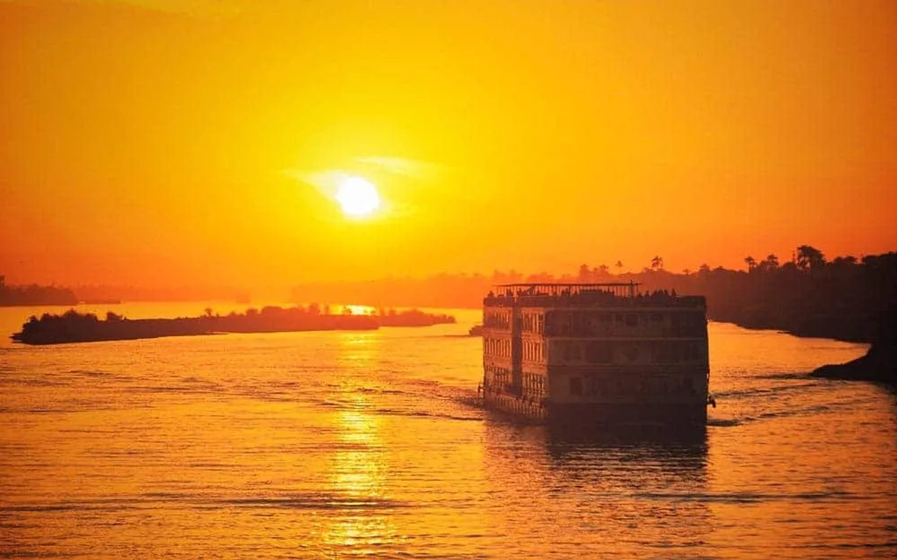 crucero por el Nilo en la ruta por Egipto