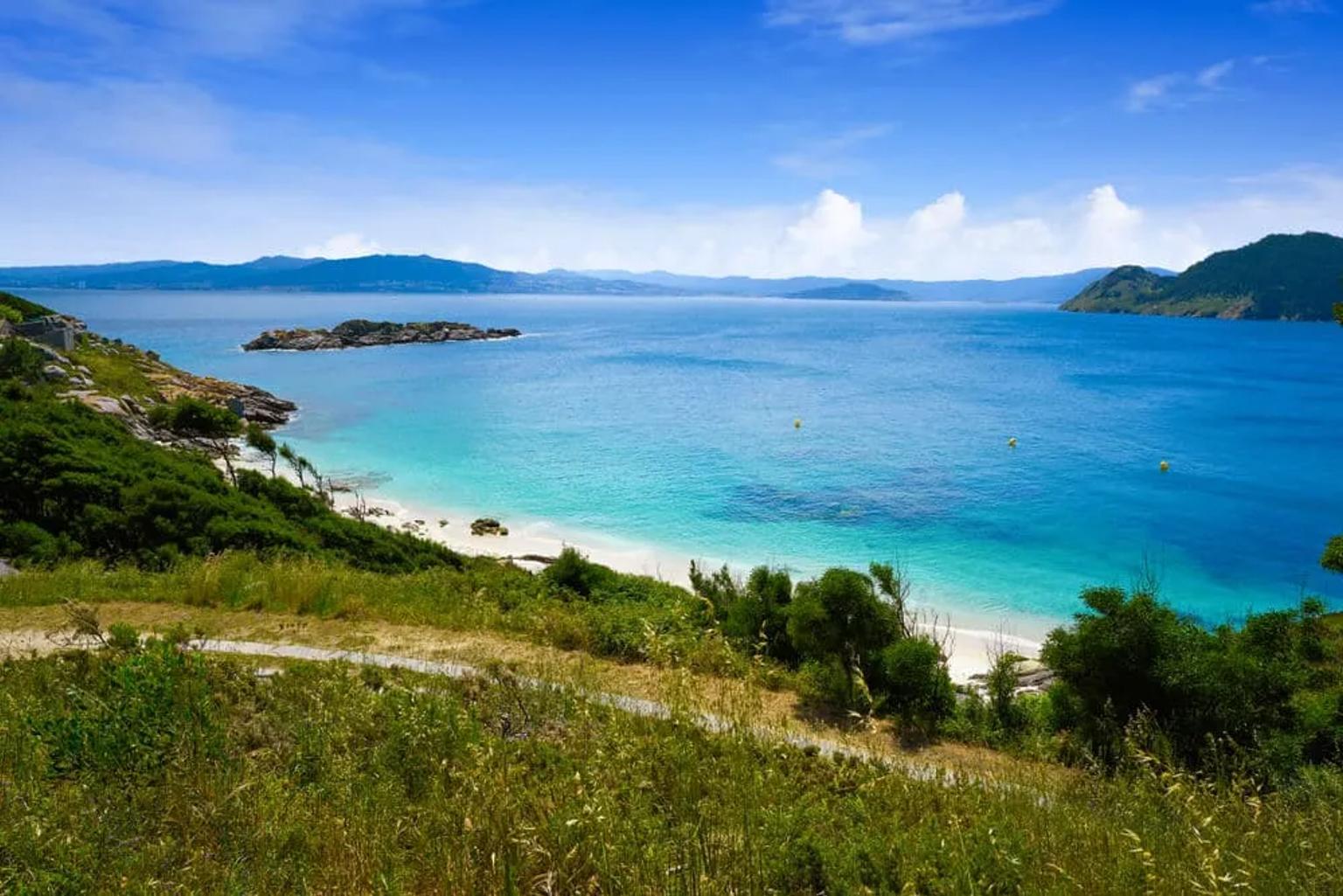 panoramica praia ilhas cies
