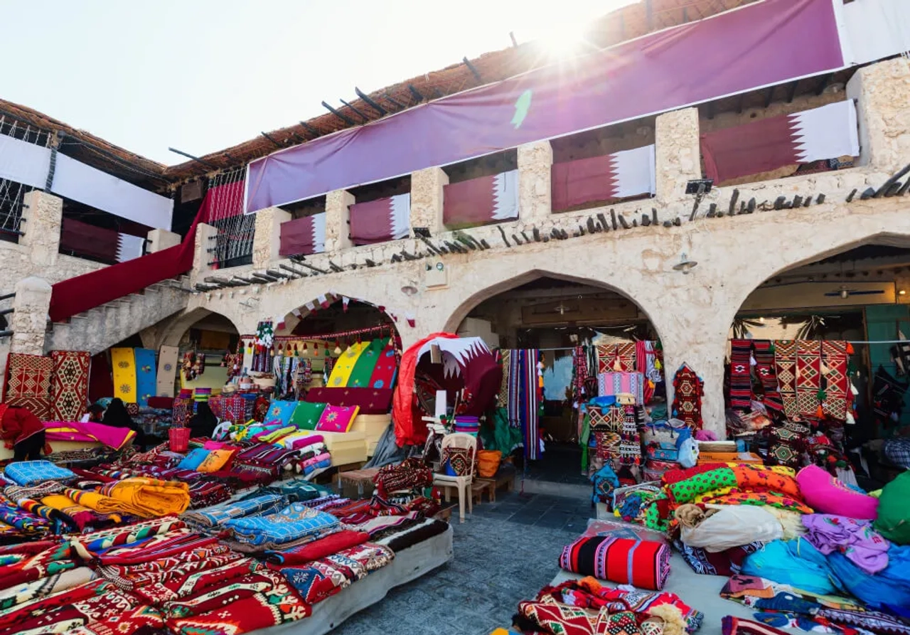 tapetes coloridos no souk