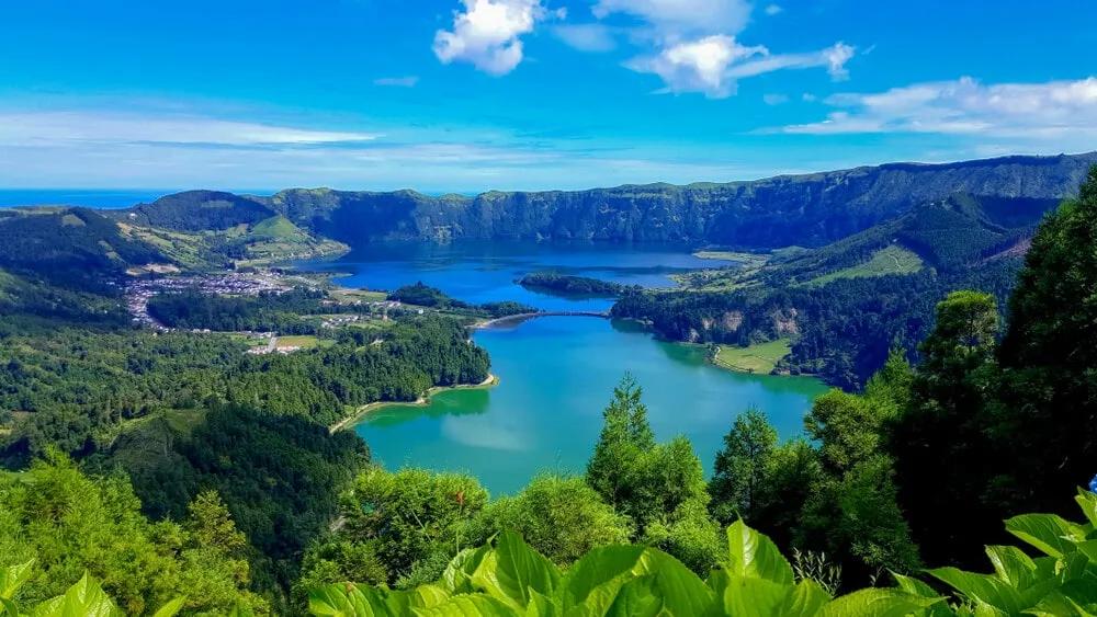 lagoa azul em sao miguel