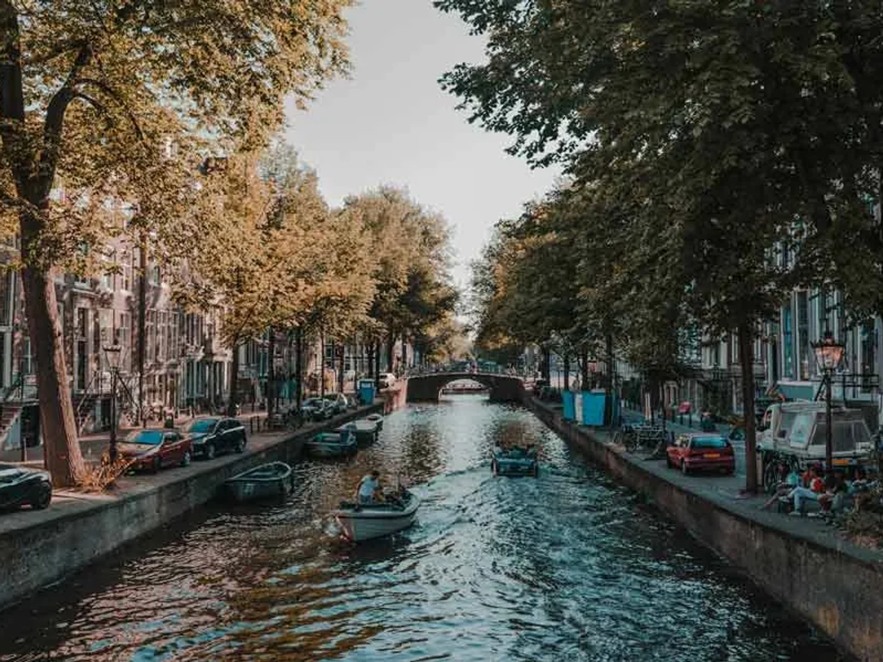 Canales de Ámsterdam en otoño