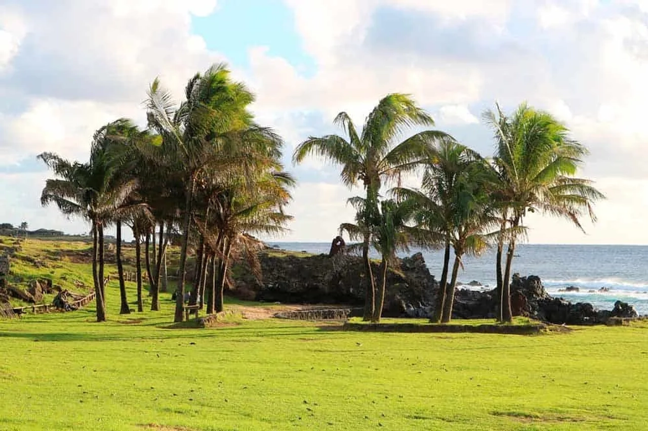 Lugares turísticos en la isla de los moáis