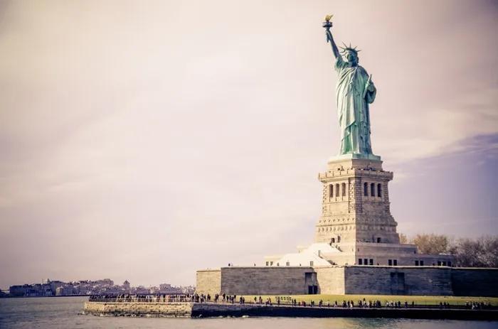 La Estatua de la Libertad, Estados Unidos