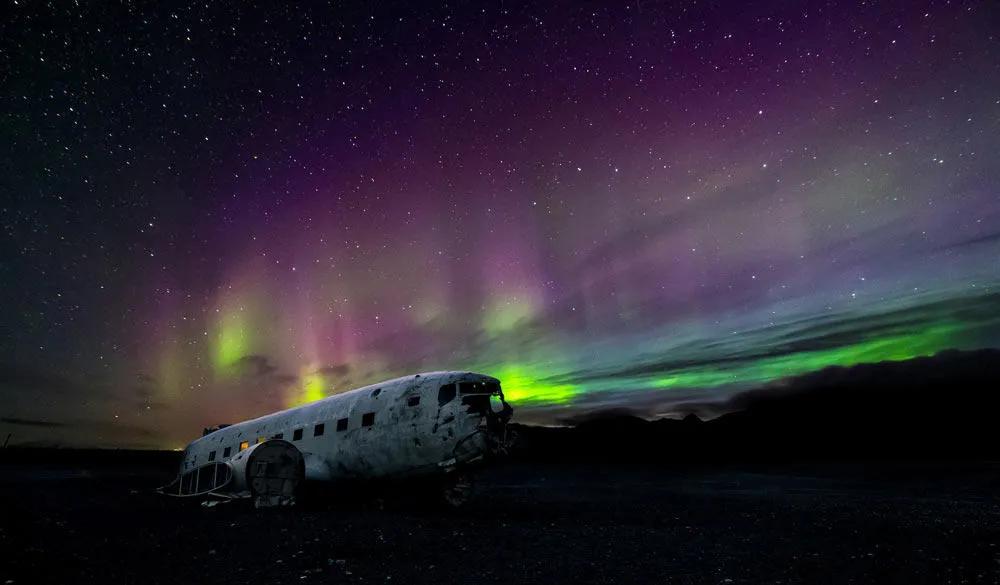 avión abandonado en Islandia