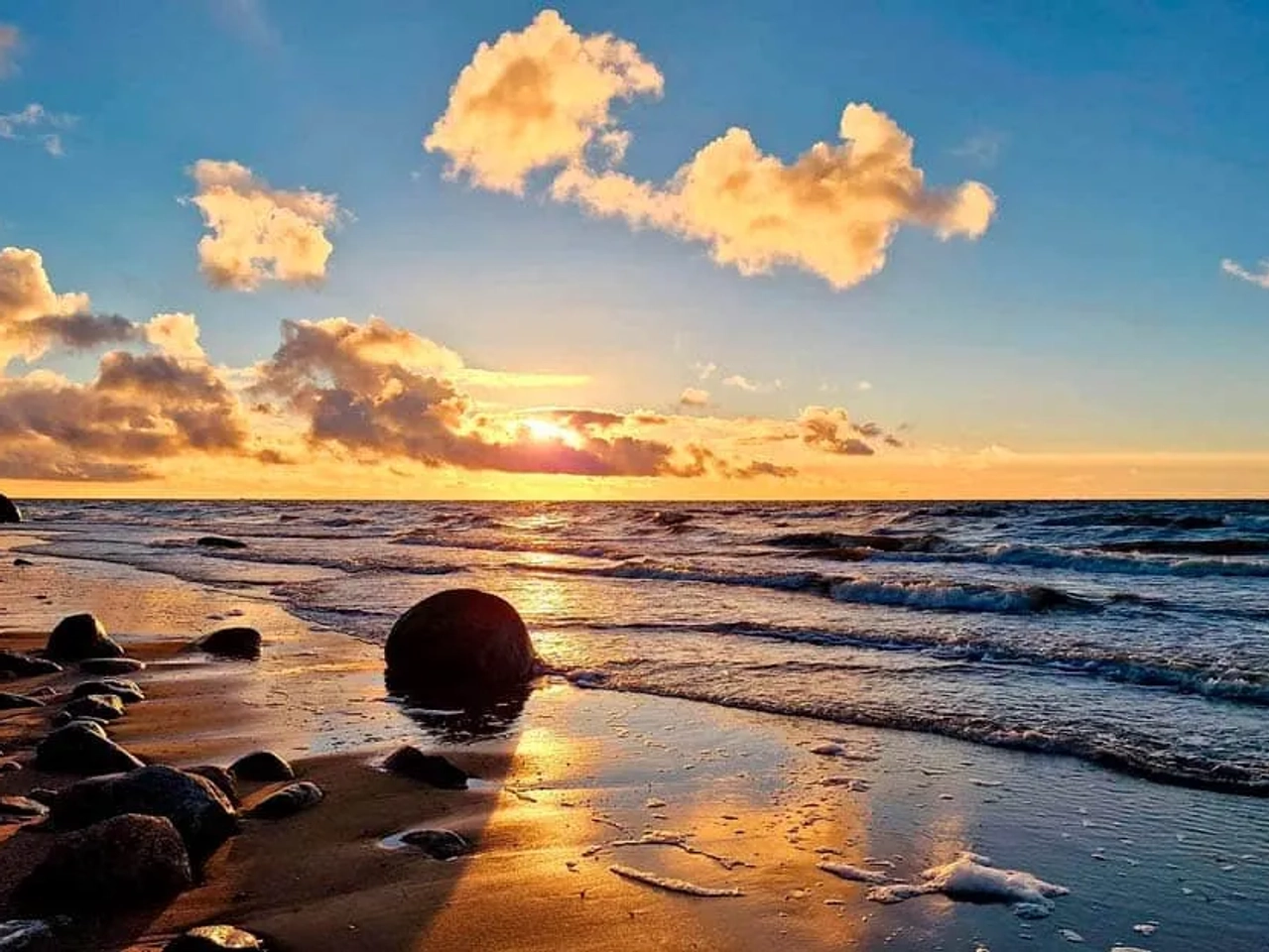 mejor seguro para viajar a Letonia