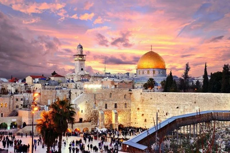 ¿Es seguro viajar a Israel? 2025