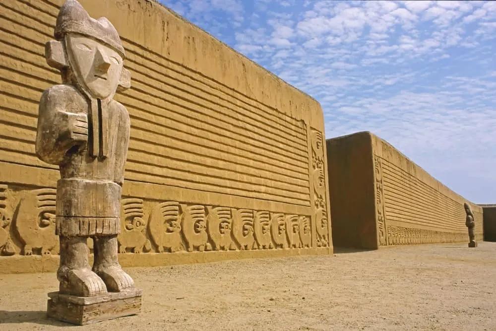 zona arqueológica de Trujillo
