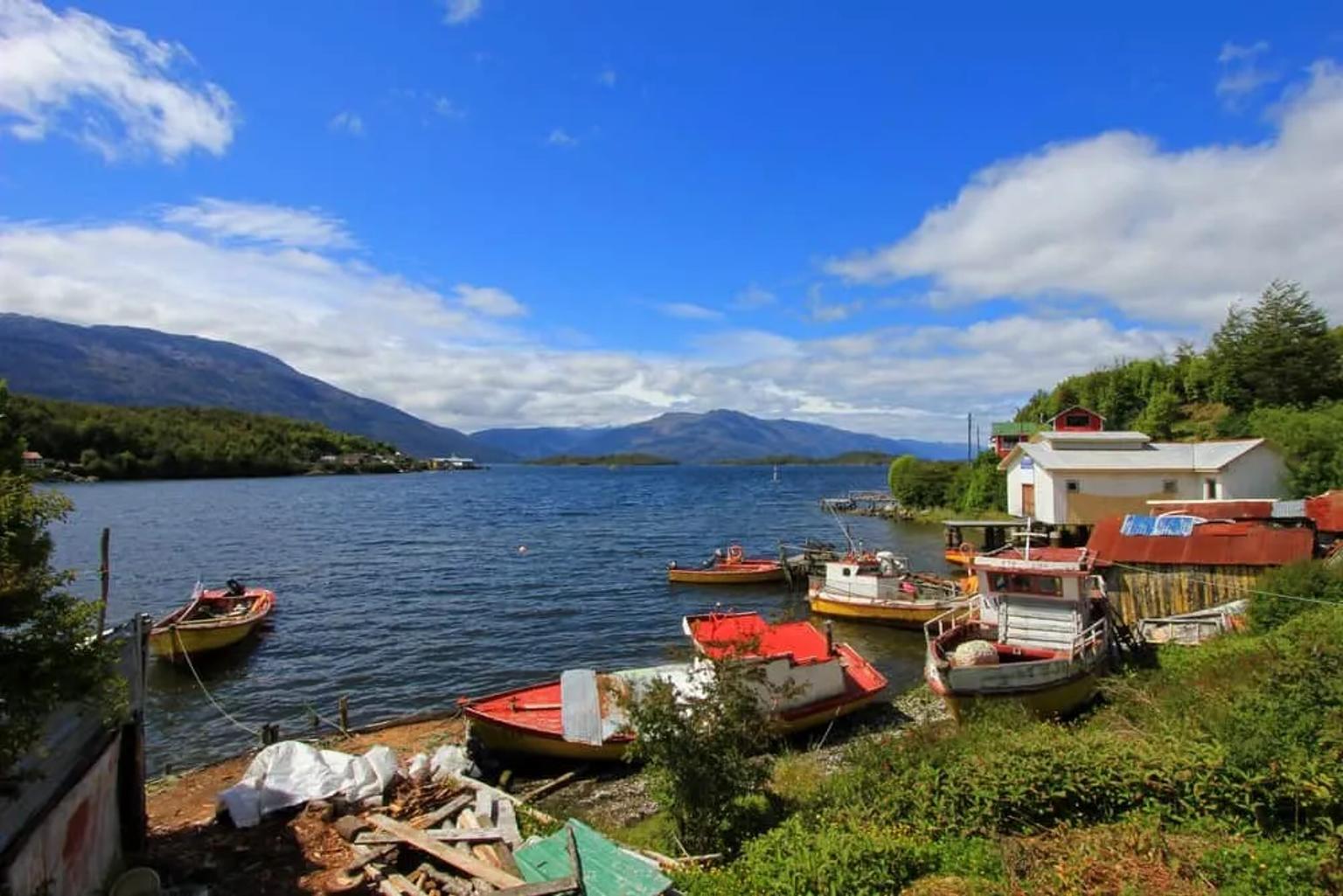 Puerto Edén, cómo llegar