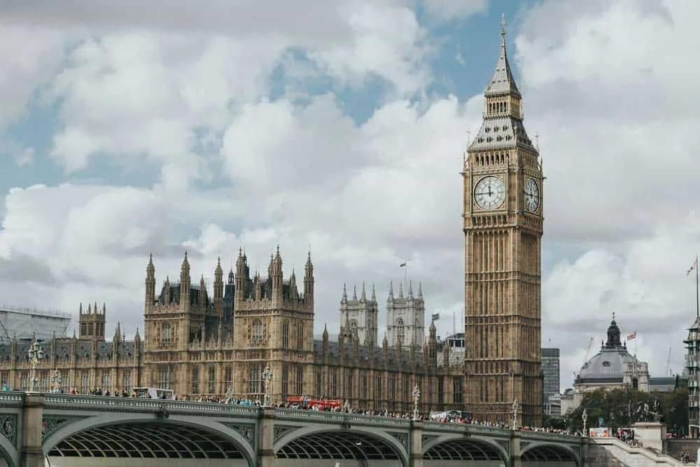 Donde viajar en el Puente de octubre