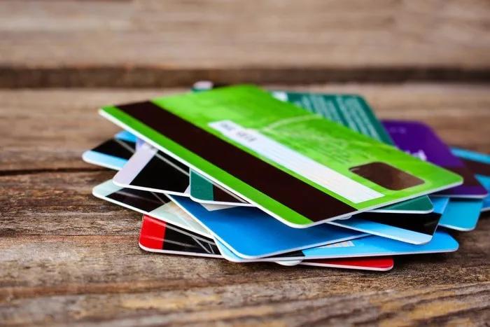 sacar dinero en el extranjero sin comisiones