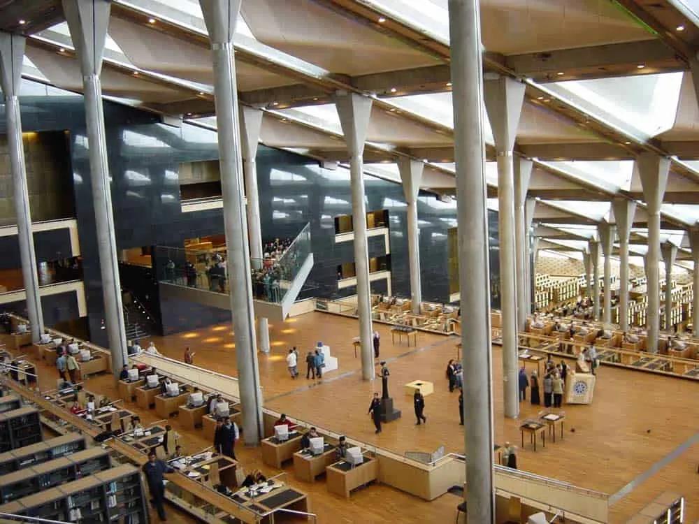 Visitar la Biblioteca de Alejandría