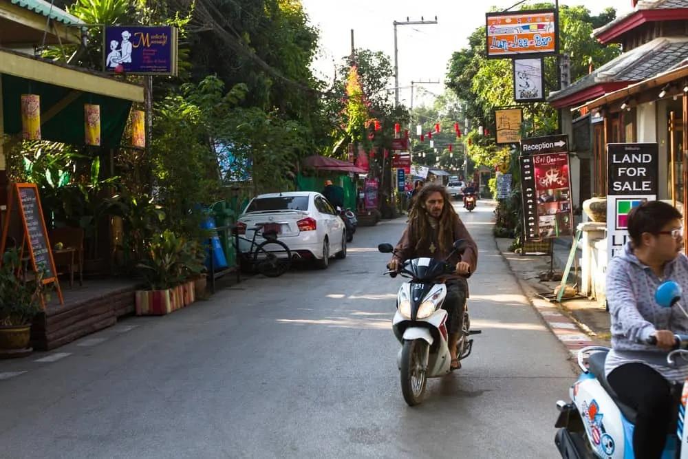 moverse por Pai, Tailandia