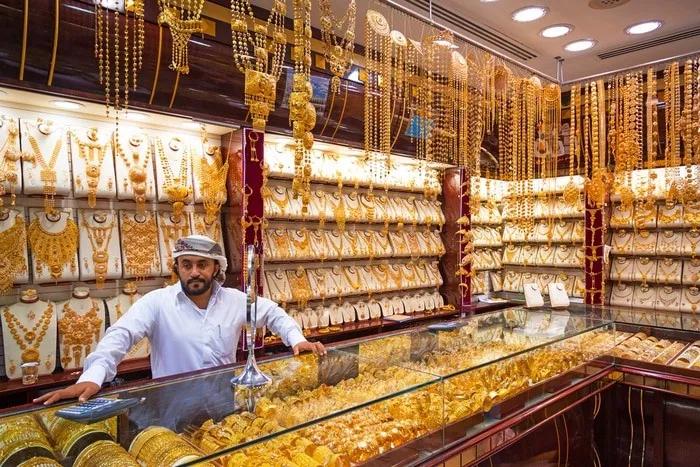 Dubai en una escala