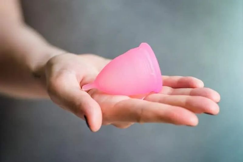 Viajar con copa menstrual