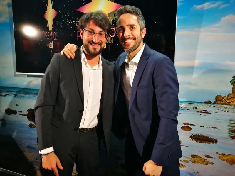 presentadores premios IATI 2020