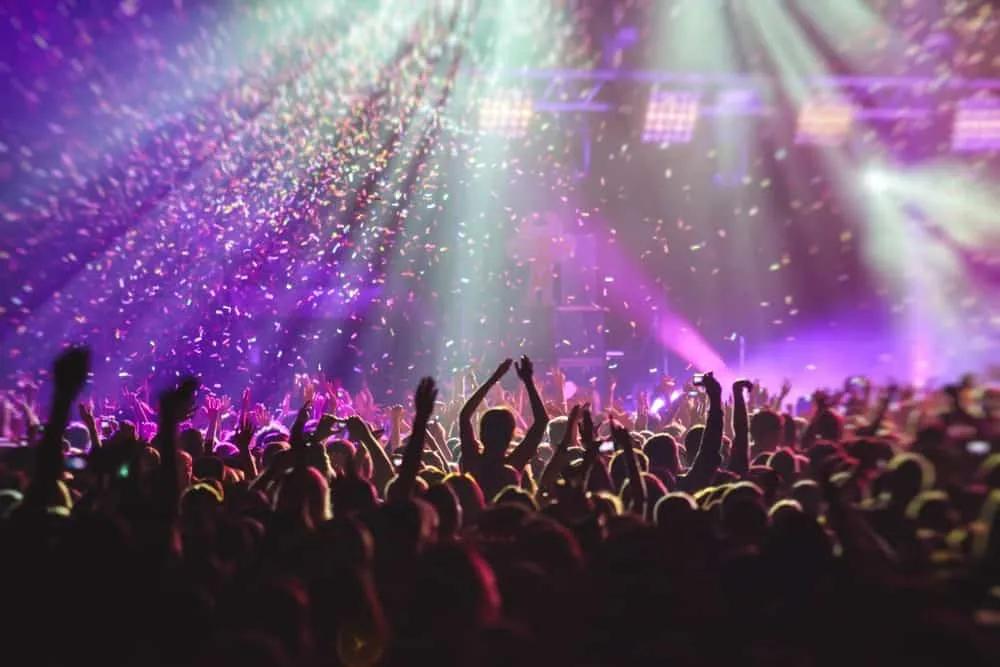 asistir a conciertos desde casa