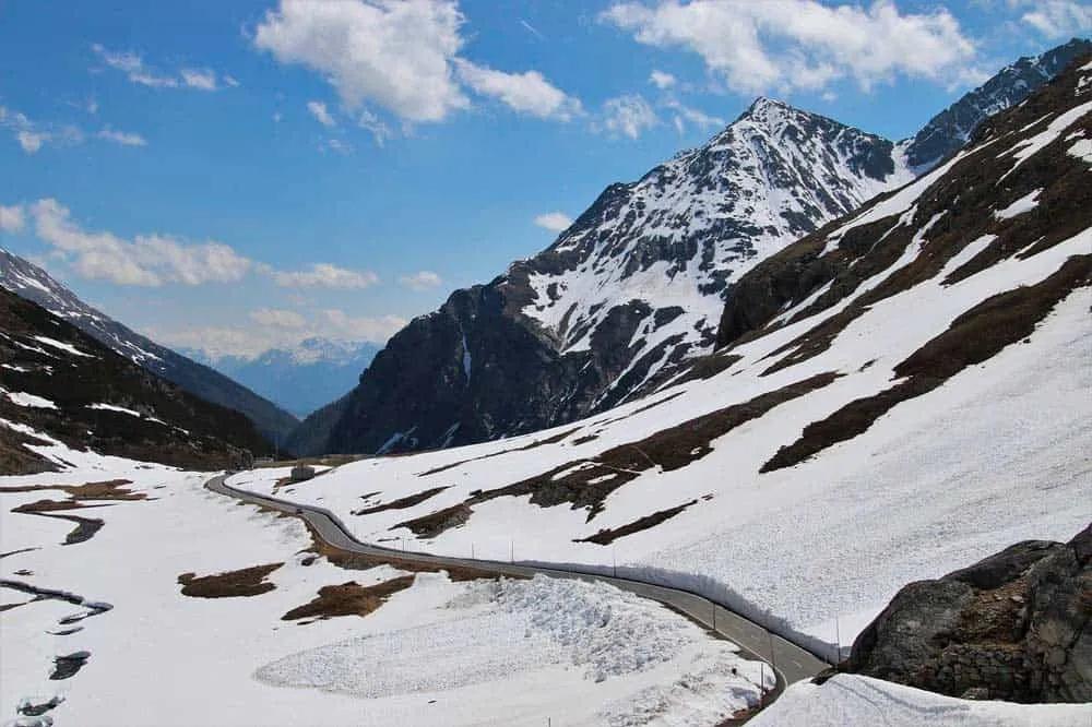 Requisitos y documentos para viajar a Suiza desde España