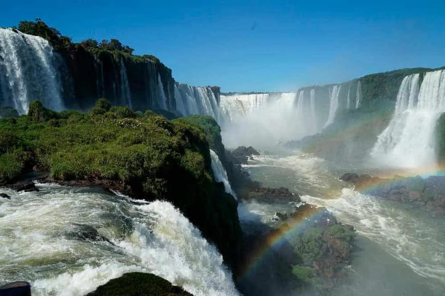 las cascadas en Brasil y en Argentina