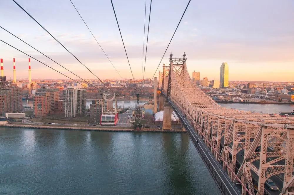 Roosvelt Island Tram, vistas a Nueva York