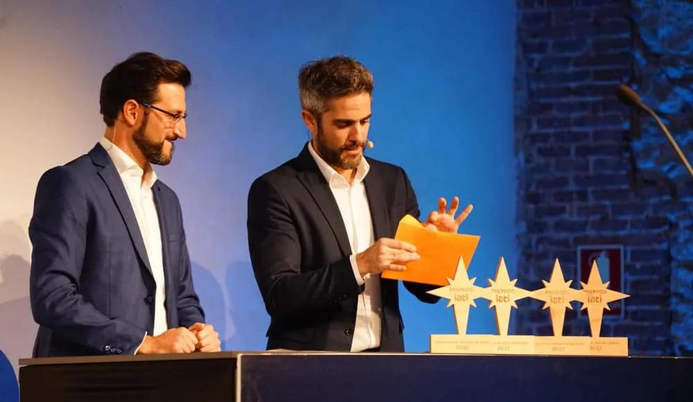 Presentadores de los Premios IATI
