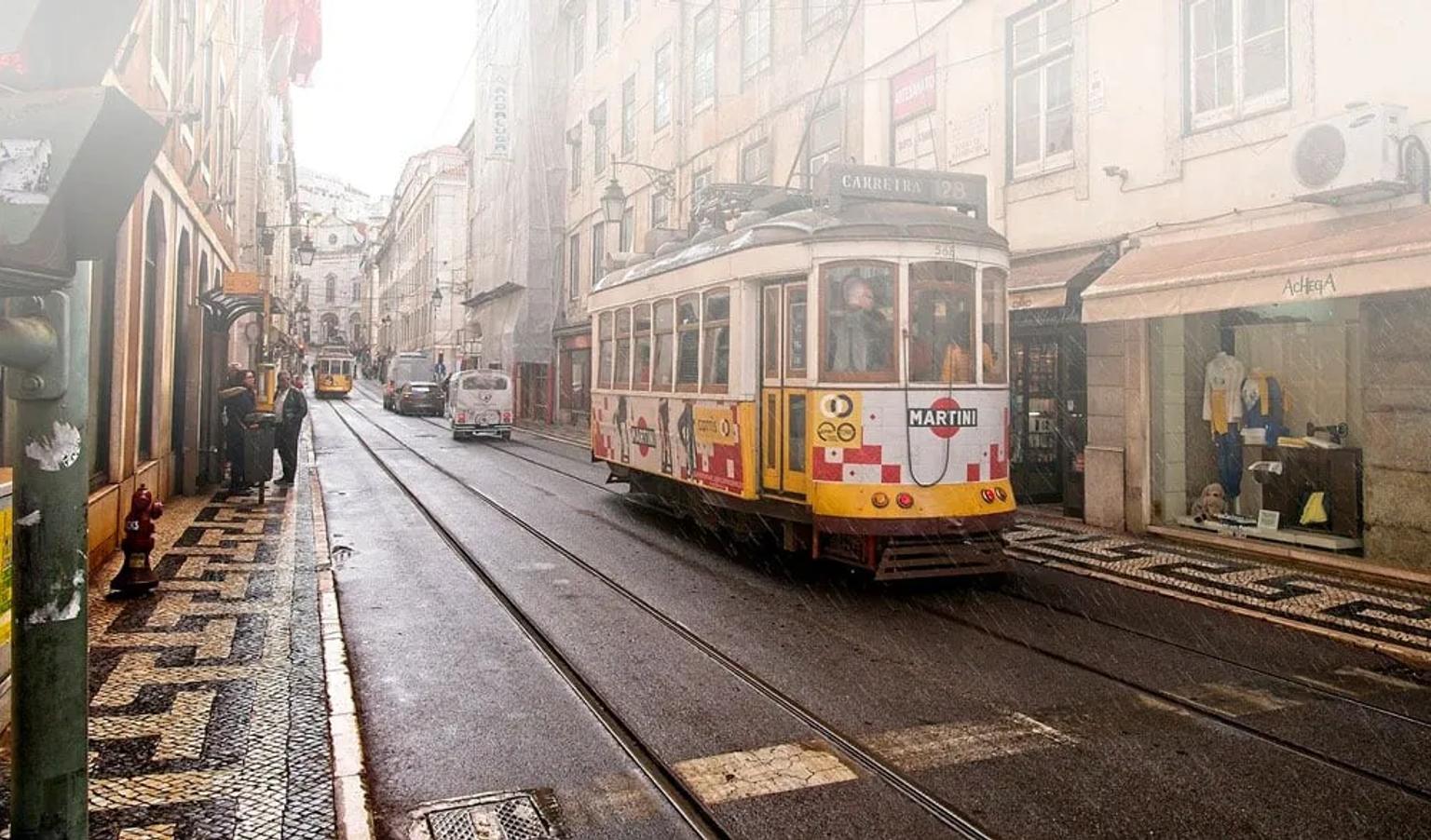 recorrer Lisboa en el tranvía amarillo