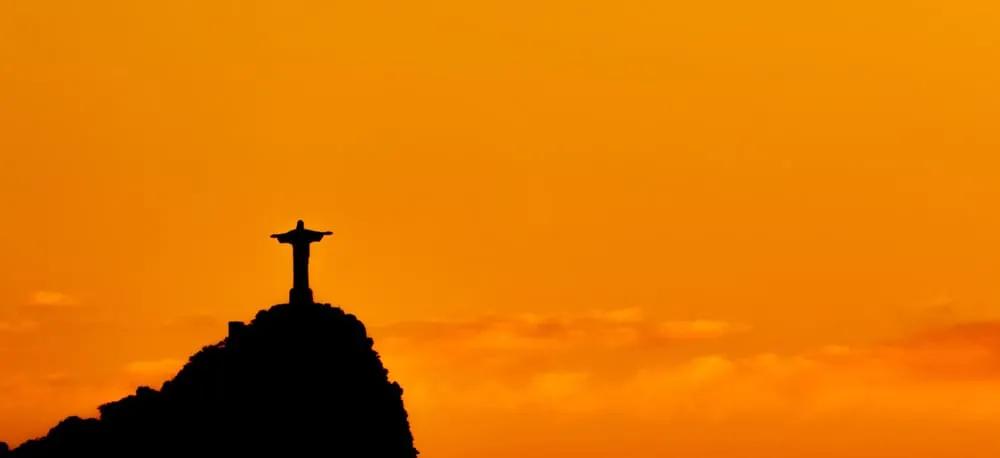Necesito seguro médico para viajar a Brasil