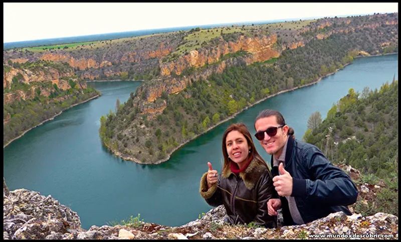 Entrevista la Diana y el Raúl MundoXDescubrir