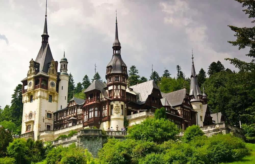Peles, Castillo de Drácula en itinerario por Rumania