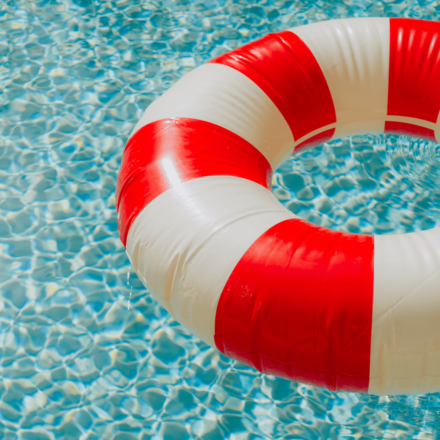 floatation device in swimming pool