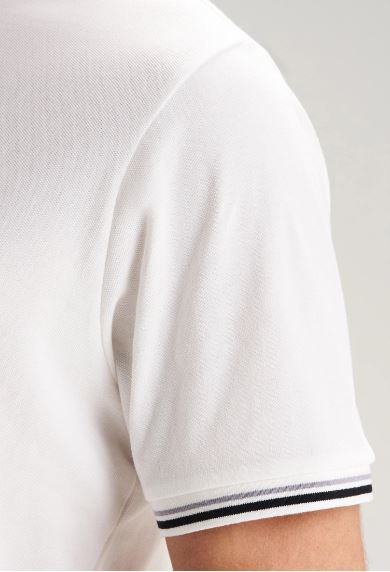 Polo T-shirt view 4
