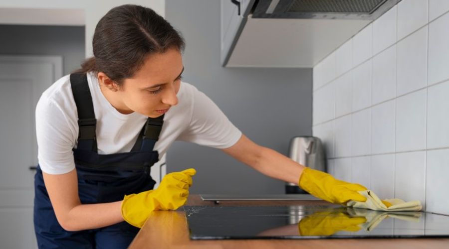Commercial kitchen cleaning company