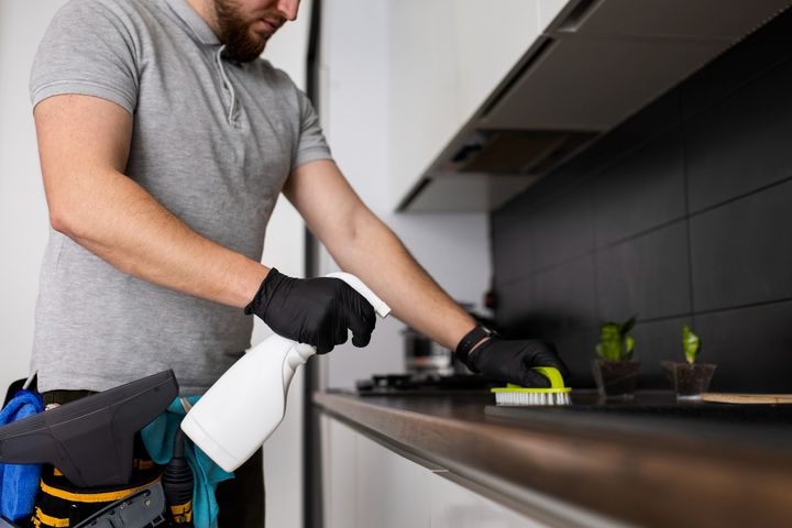 kitchen grease cleaner company