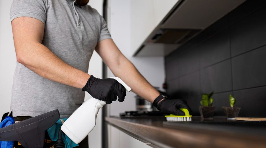 kitchen grease cleaner company