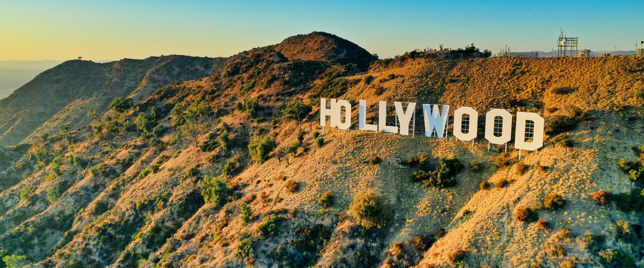 cover image for 5 Celebrities Who Admitted To A Porn Problem