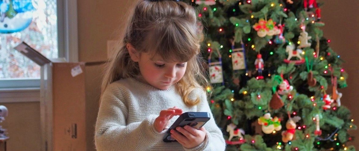 Christmas Gift Giving: What Parents Need To Know