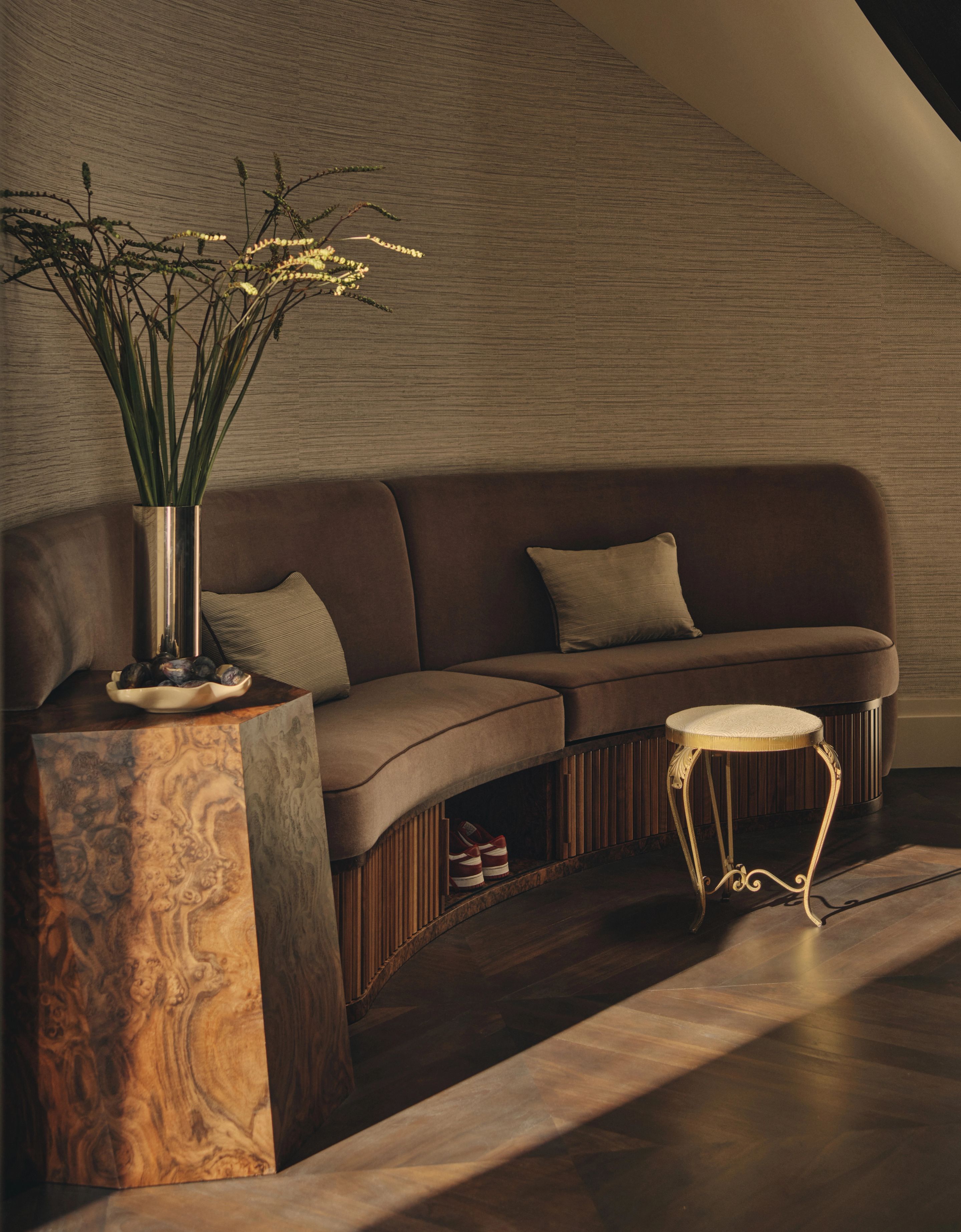 Bespoke Joinery bench designed by Elicyon interior design studio