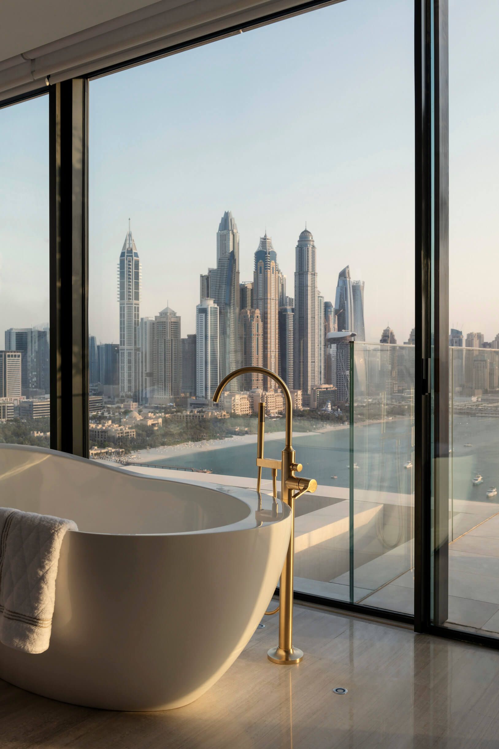 Bathtub