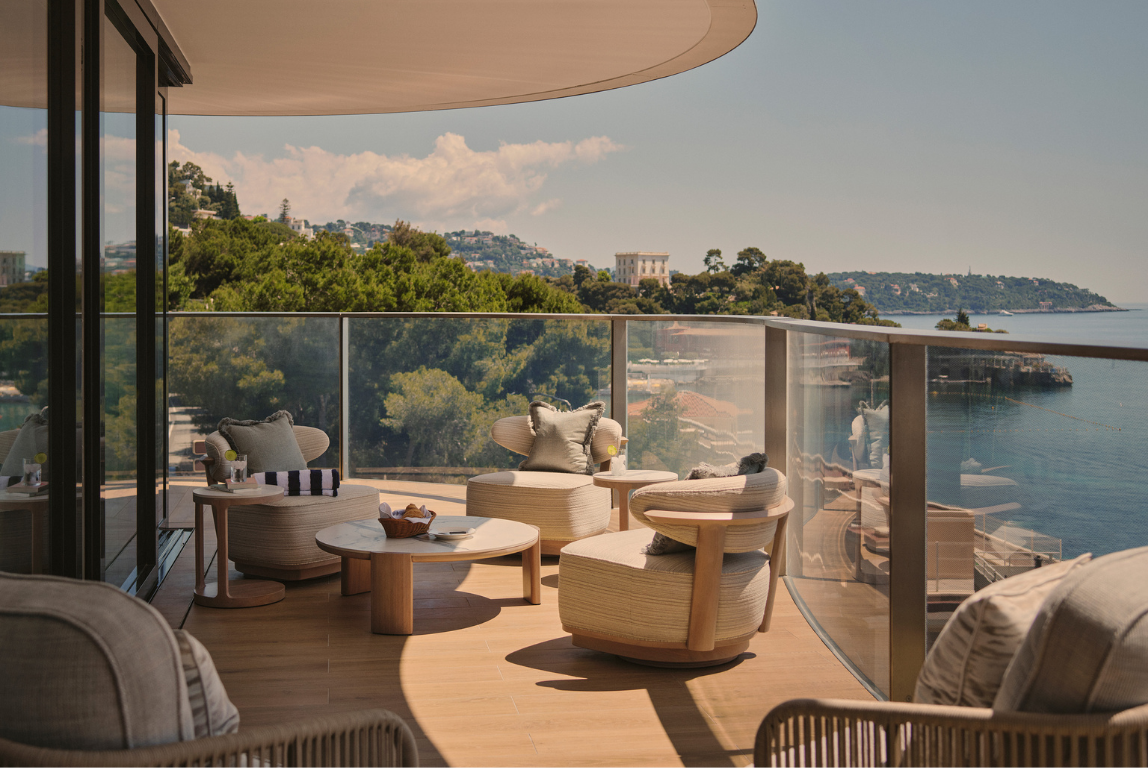 contemporary riviera balcony designed by Elicyon