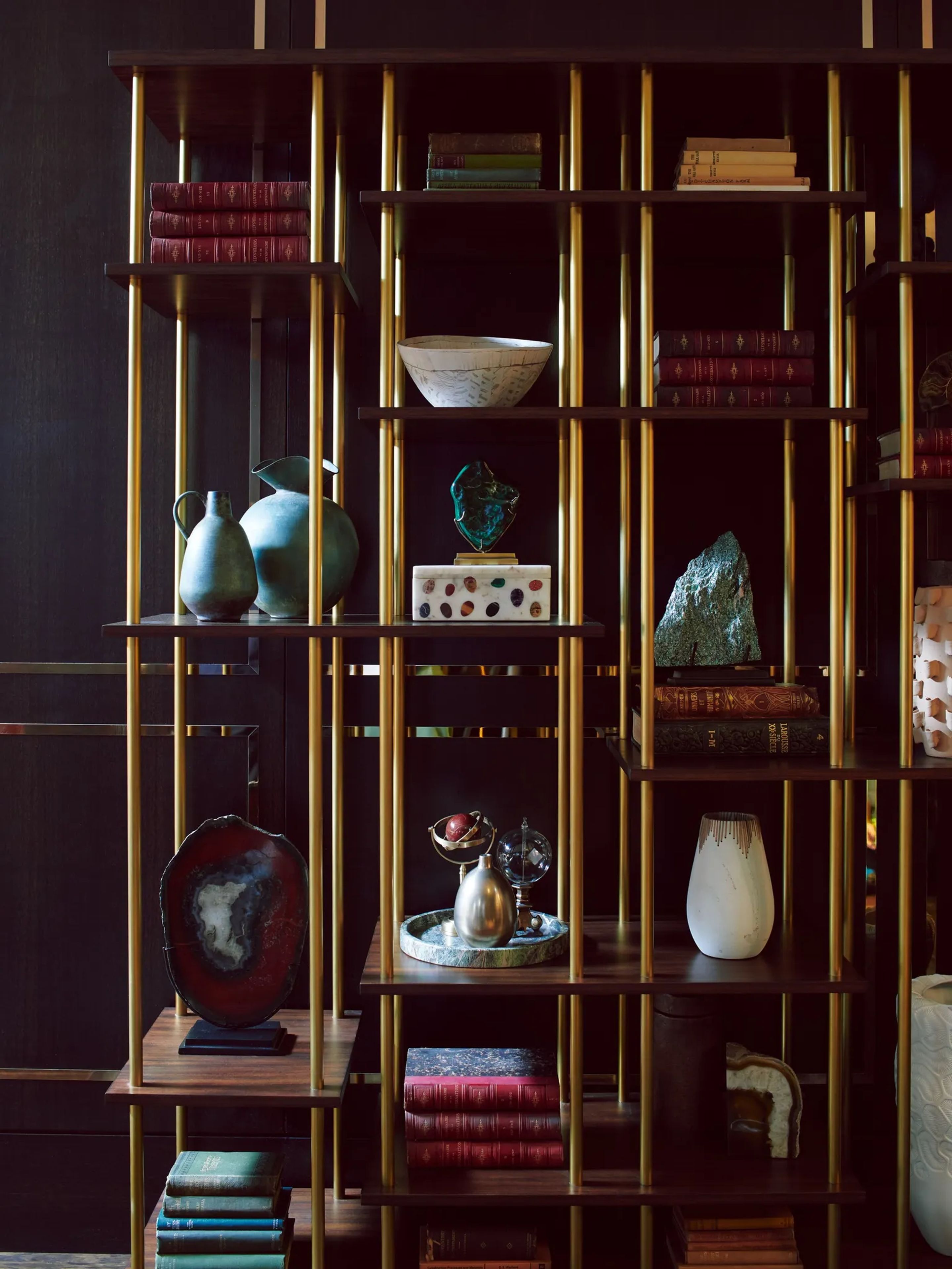 Shelving unit with artwork