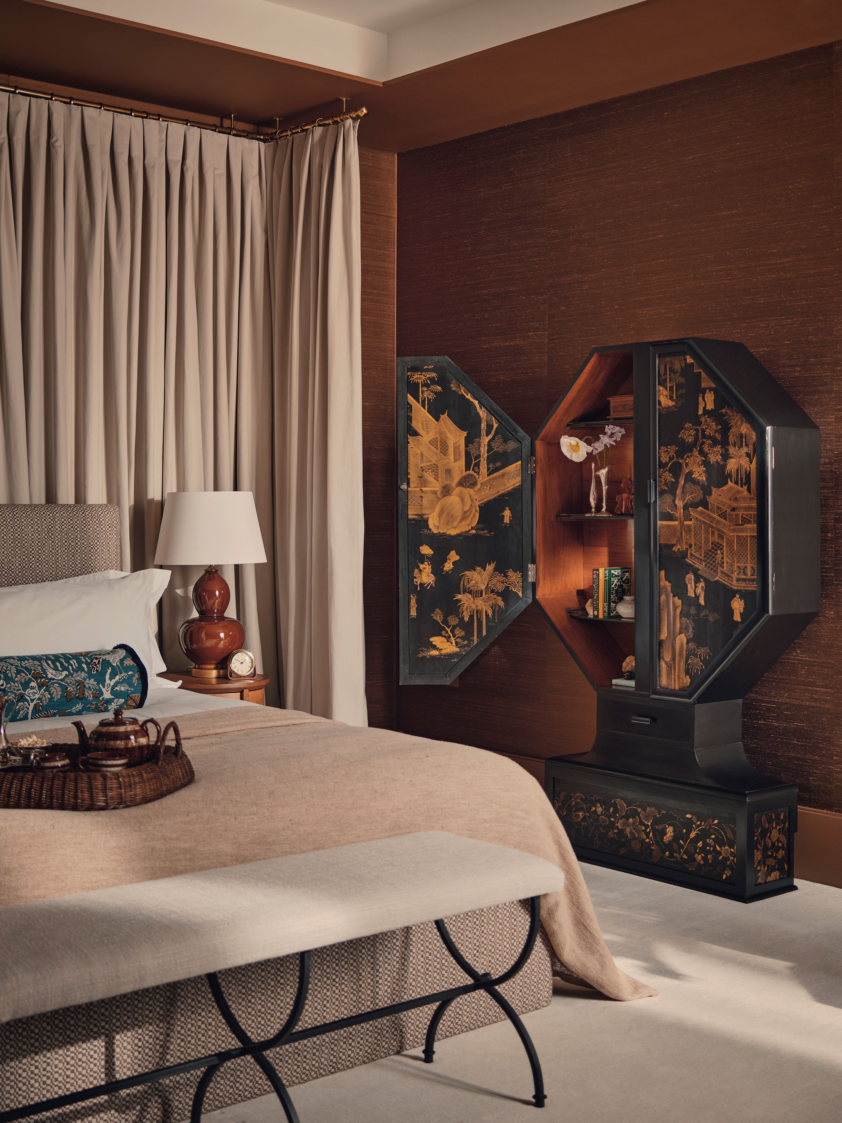 Elicyon Branded Residence Master Bedroom