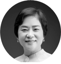 Tue-Tri Tran portrait
