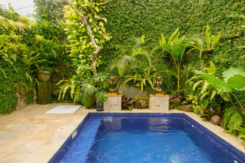 Batu Kurung gallery 5