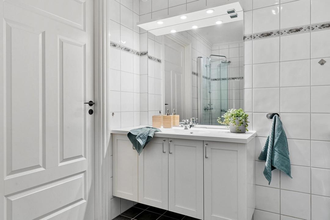 The Complete Bathroom Accessories List for a Luxury Bathroom