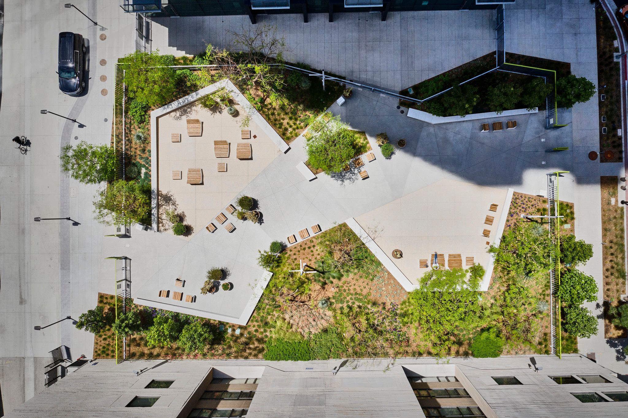 Møblerer verden med skandinavisk furu