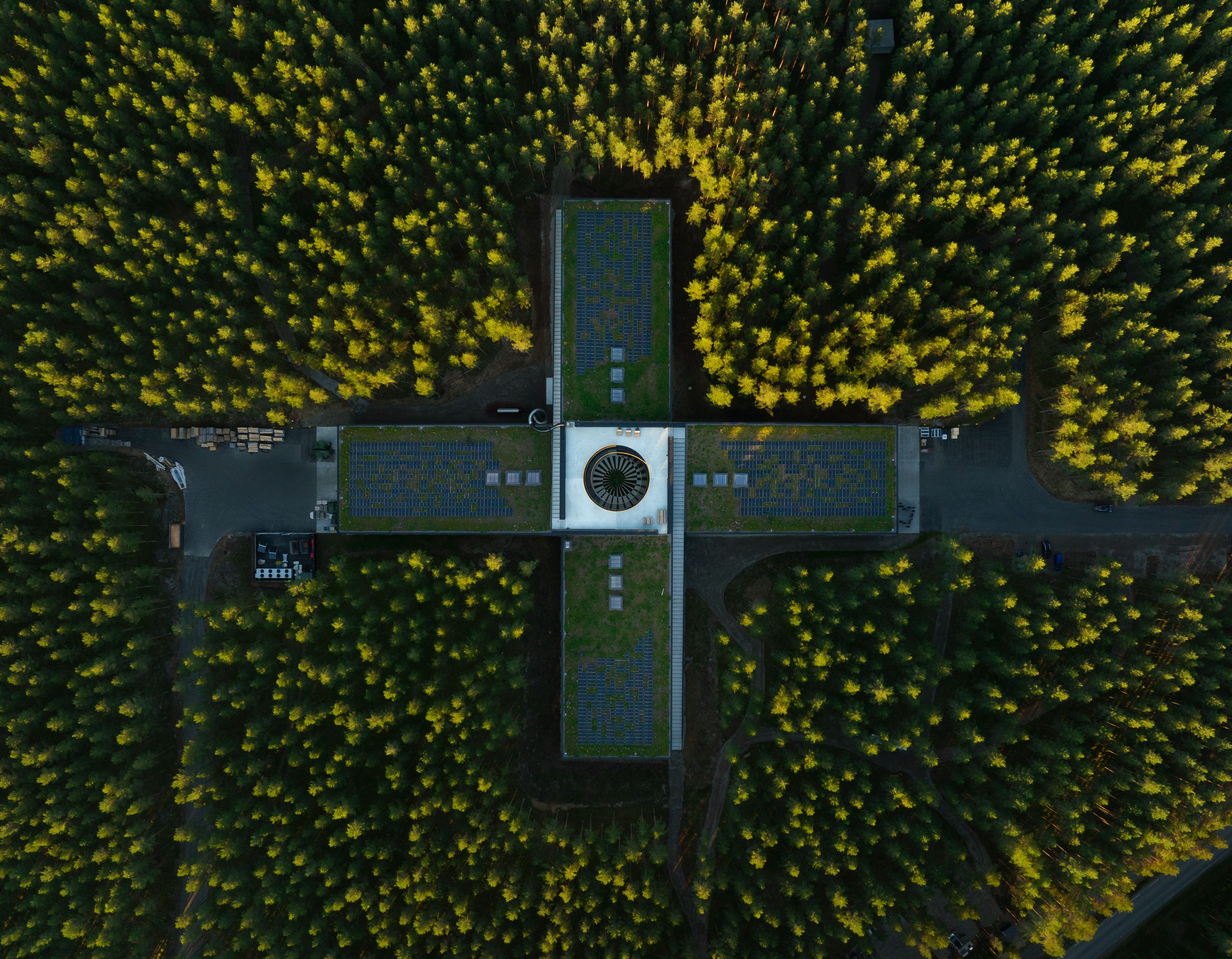 The Plus sett ovenfra. 