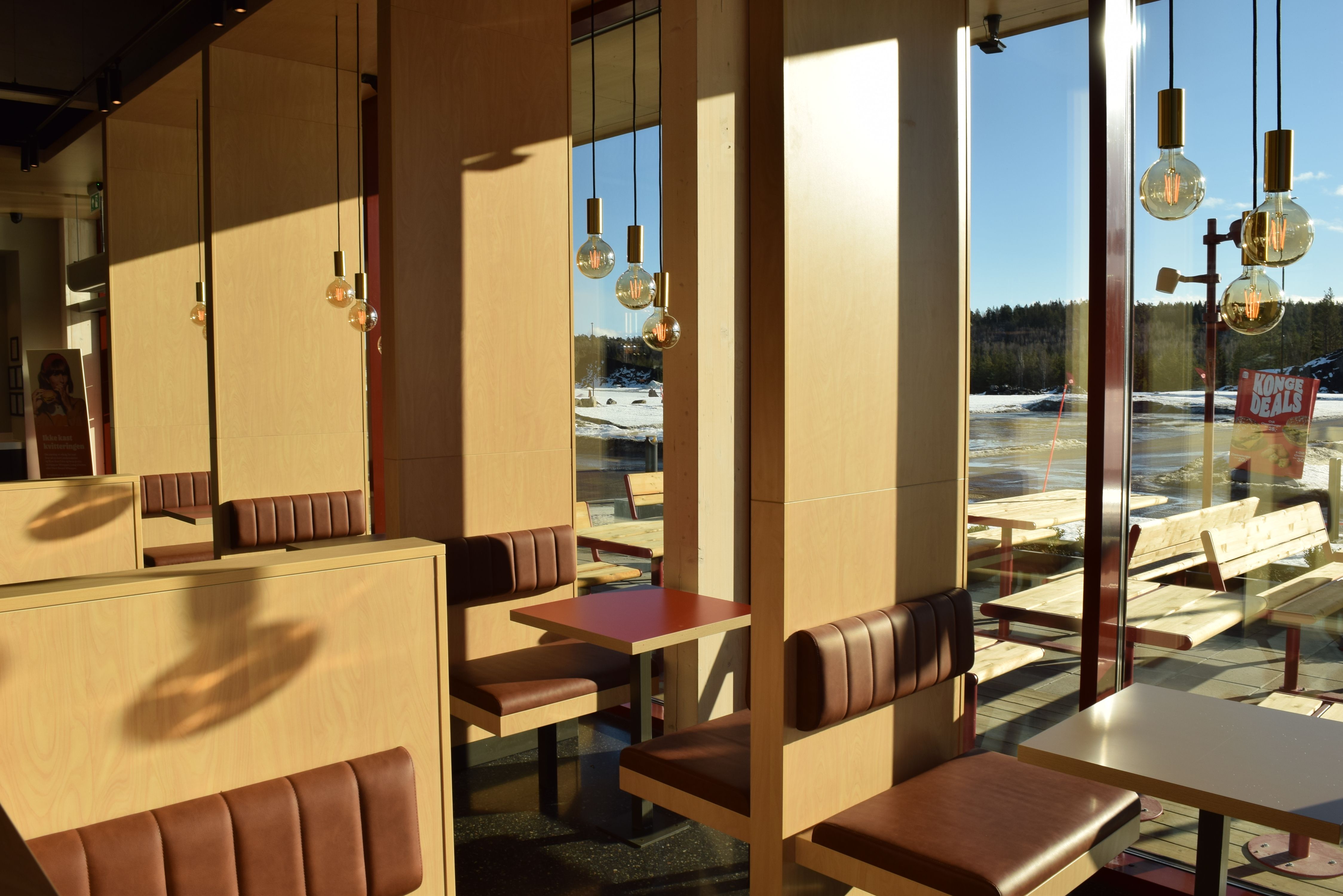 Bilde av treverk innendørs