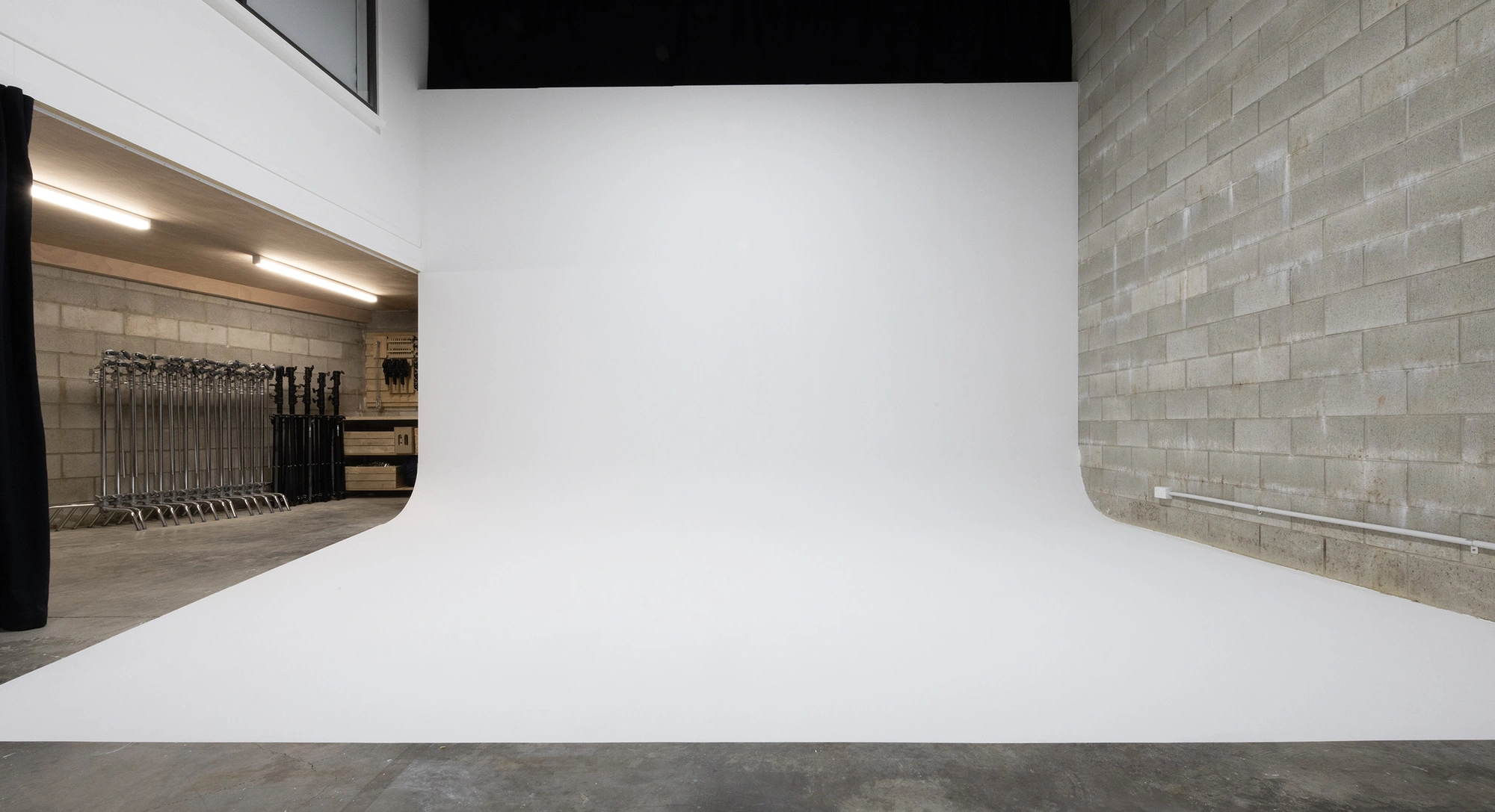 Photo video studio cyclorama with grip gear