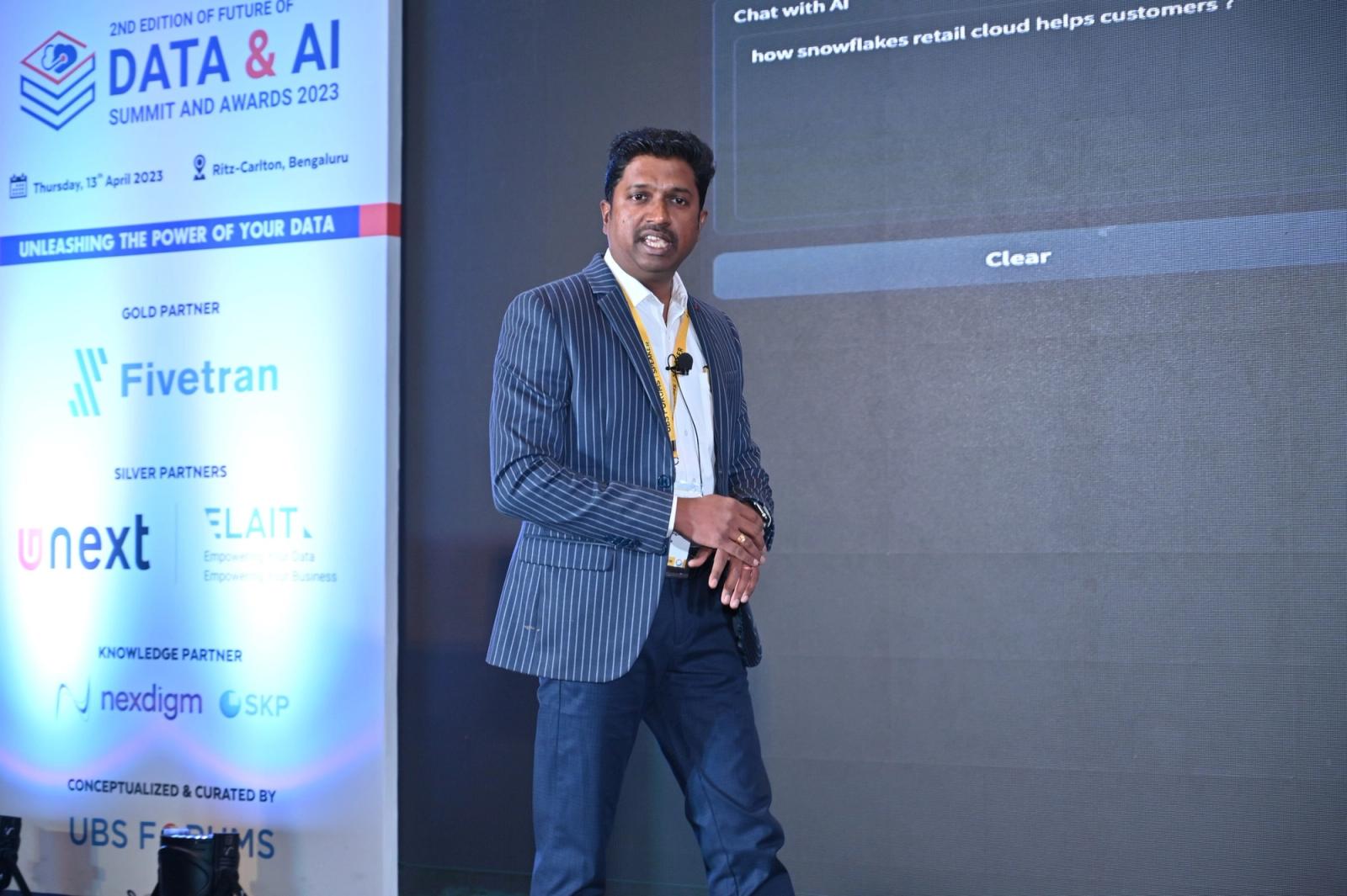 Anand Mahalingam on stage
