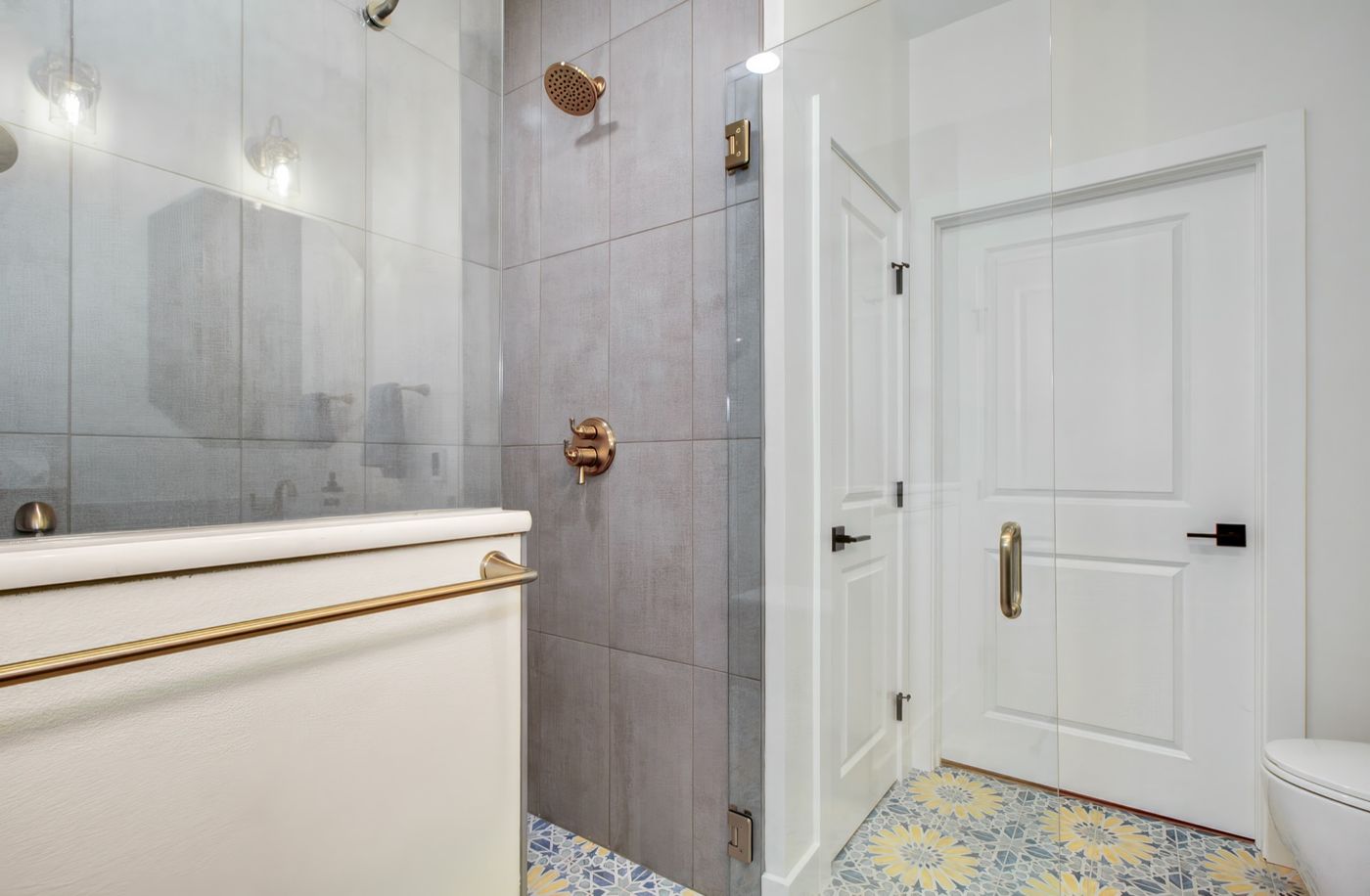 Monument Pines - Bathroom After
