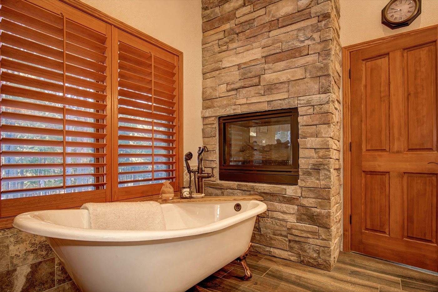 Tub & Fireplace - After